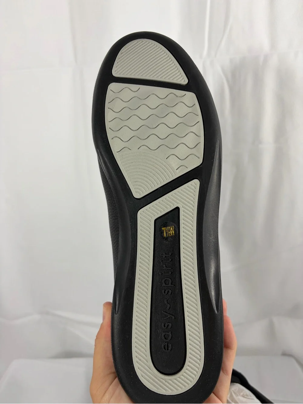 NWT Easy Spirit Women’s Size 7.5W Black Leather Lace-Up Shoes